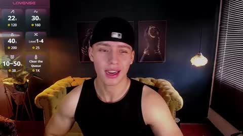 Snapshot of deivid_parker chatting on 11/13/25, 03:22 Deivid online show from 11/13/25, 03:22