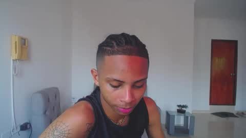 Snapshot of deivisxoxo chatting on 11/25/25, 07:03 DEIVIS online show from 11/25/25, 07:03