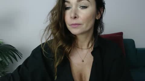 Snapshot of delilah_sweet chatting on 01/09/25, 03:55 delilah_sweet online show from 01/09/25, 03:55
