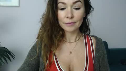 Snapshot of delilah_sweet chatting on 02/04/25, 04:08 delilah_sweet online show from 02/04/25, 04:08