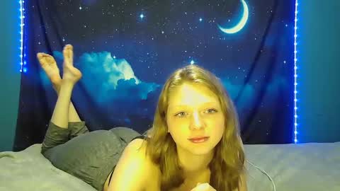 Snapshot of delilalove3412 chatting on 12/20/24, 02:52 DelilaLove3412 online show from 12/20/24, 02:52