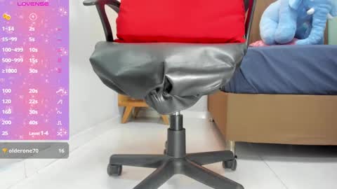 delilaquinn online show from 12/10/24, 09:43