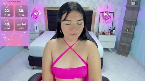 delilaquinn online show from 02/07/25, 12:17