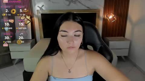 delilaquinn online show from 11/12/25, 12:16