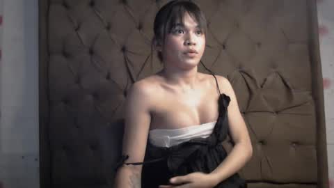 Snapshot of deliouscum chatting on 01/16/25, 10:32 Margie online show from 01/16/25, 10:32