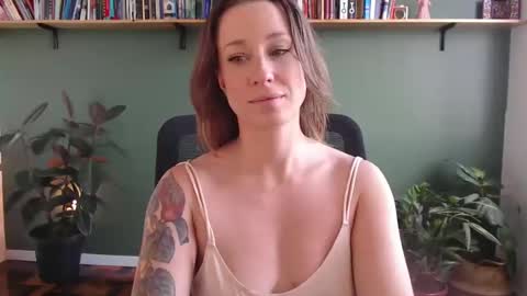 demmetria online show from 11/24/25, 02:17