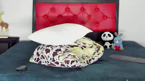 Snapshot of demon_salvatore_ chatting on 10/13/25, 11:27 demon_salvatore_ online show from 10/13/25, 11:27