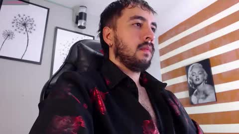 Demon Salvatore online show from 11/06/25, 01:39