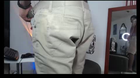 Snapshot of demond_333 chatting on 11/12/25, 12:16 DEMOND online show from 11/12/25, 12:16