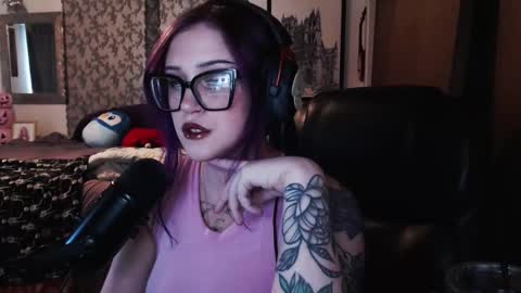 Demoness Mina online show from 10/18/25, 08:31