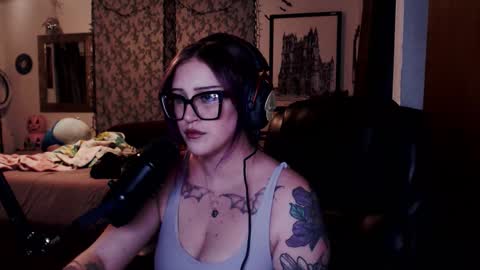 Demoness Mina online show from 11/07/25, 02:33