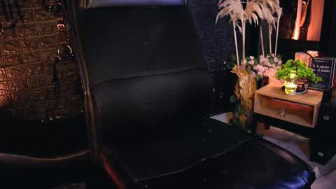 Snapshot of demonkush_ chatting on 10/17/25, 09:56 DemonKush online show from 10/17/25, 09:56