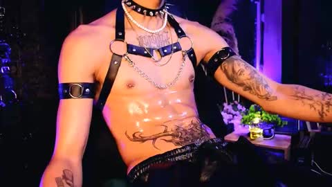 Snapshot of demonkush_ chatting on 10/25/25, 10:56 DemonKush online show from 10/25/25, 10:56