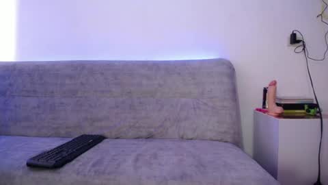 Dena k s online show from 09/21/25, 09:16