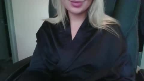 Snapshot of denise433470 chatting on 09/14/25, 01:10 denise433470 online show from 09/14/25, 01:10
