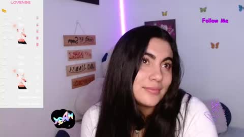 Snapshot of dennis_love_ chatting on 03/11/25, 01:16 rosse online show from 03/11/25, 01:16