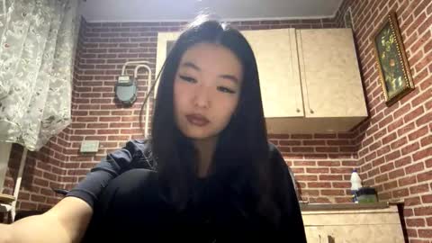 Snapshot of denysebernacchi chatting on 11/10/25, 01:54 Emma online show from 11/10/25, 01:54