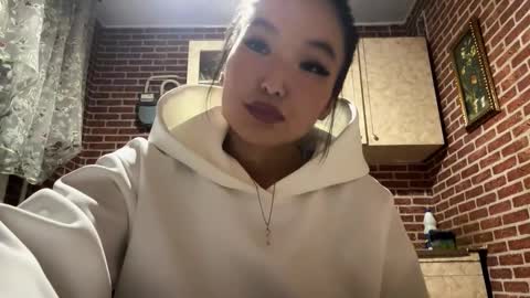 Snapshot of denysebernacchi chatting on 11/13/25, 01:10 Emma online show from 11/13/25, 01:10