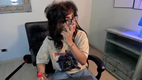 dereck_manson online show from 10/18/25, 11:44