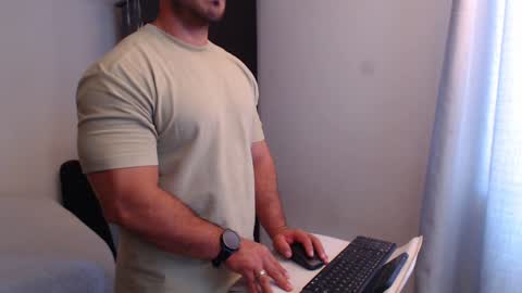 Derek online show from 12/29/24, 09:20