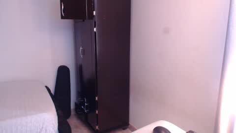 Derek online show from 01/04/25, 06:30