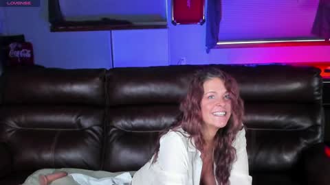 Snapshot of derrick_and_brittany chatting on 01/18/25, 05:48 Derrick 52 and Brittany 50 online show from 01/18/25, 05:48