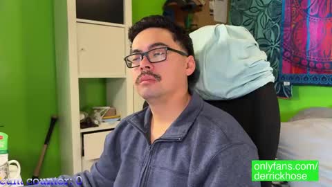 Derrick Hose online show from 01/11/25, 03:52