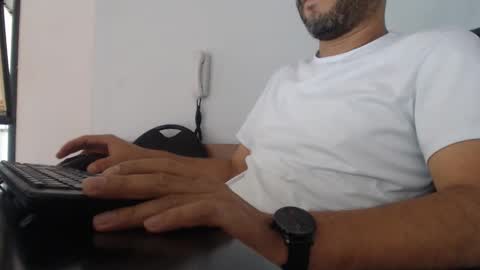     online show from 12/04/24, 04:27