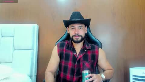DerryBigger CM online show from 10/04/25, 04:38