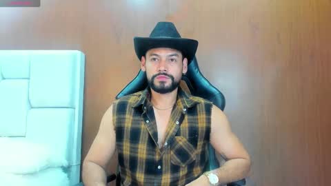 DerryBigger CM online show from 10/16/25, 06:09