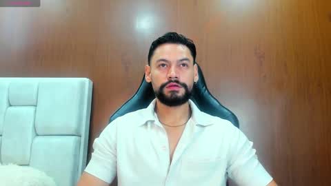 DerryBigger CM online show from 11/09/25, 01:42