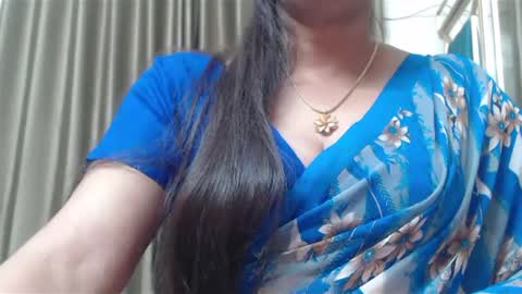 Snapshot of desimaisa130 chatting on 01/05/25, 07:39 Maisa online show from 01/05/25, 07:39