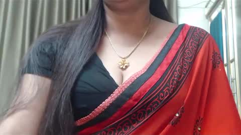 Snapshot of desimaisa130 chatting on 01/19/25, 08:51 Maisa online show from 01/19/25, 08:51