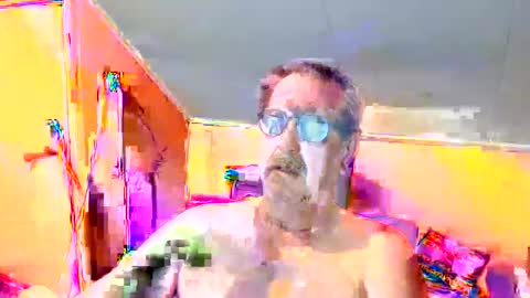 Snapshot of destelp chatting on 09/26/25, 10:47 destelp online show from 09/26/25, 10:47