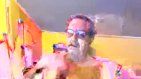 Snapshot of destelp chatting on 09/27/25, 10:04 destelp online show from 09/27/25, 10:04