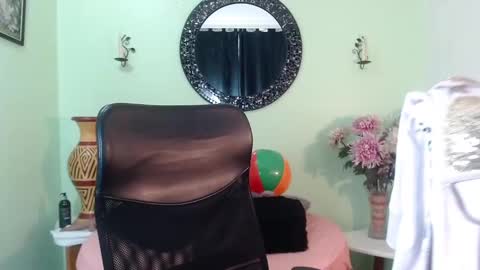 Destiny online show from 10/06/25, 12:02