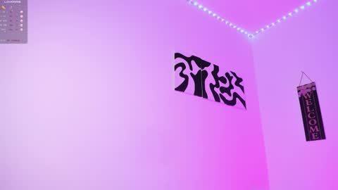 Snapshot of desty_y chatting on 10/15/25, 09:04 desty_y online show from 10/15/25, 09:04