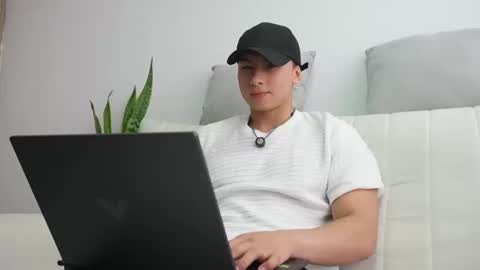 Snapshot of deus_belli chatting on 09/26/25, 05:17 Deus Belli online show from 09/26/25, 05:17