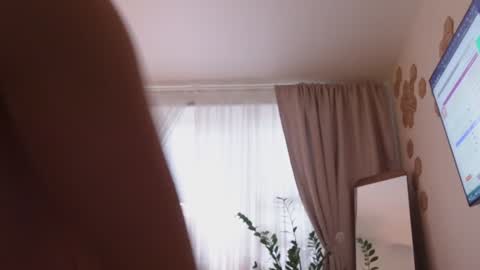 Snapshot of devil_lunna chatting on 12/09/24, 11:26 ...Ill be back ... online show from 12/09/24, 11:26