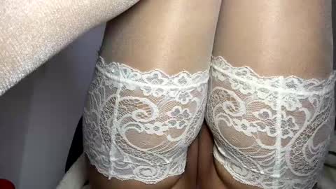 Snapshot of devileanna chatting on 12/03/24, 01:21 Anna online show from 12/03/24, 01:21