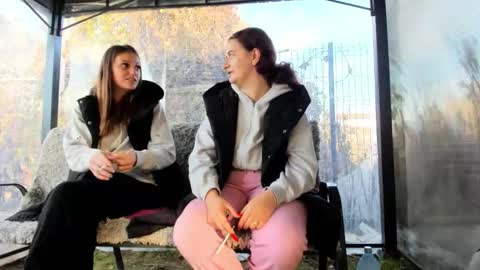 Snapshot of devileanna chatting on 11/13/25, 09:41 Anna online show from 11/13/25, 09:41