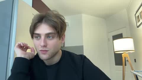 devilnut1 online show from 12/19/24, 09:18