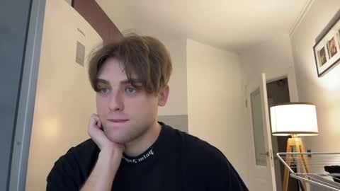 devilnut1 online show from 01/28/25, 07:22