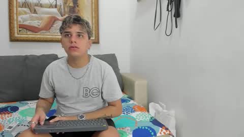 Devil online show from 10/14/25, 02:23