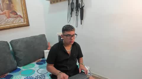 Devil online show from 10/18/25, 02:36