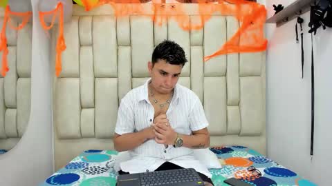 Devil online show from 11/02/25, 02:25