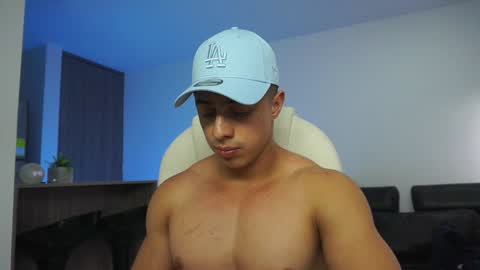 Devin Hunter online show from 12/05/24, 01:38