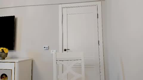 devyale online show from 02/28/25, 09:47