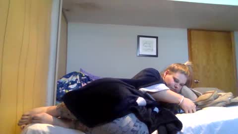 devykitten online show from 02/14/25, 03:47