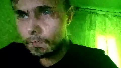 Snapshot of dexterek1910 chatting on 10/08/25, 07:39 Matii cam online show from 10/08/25, 07:39